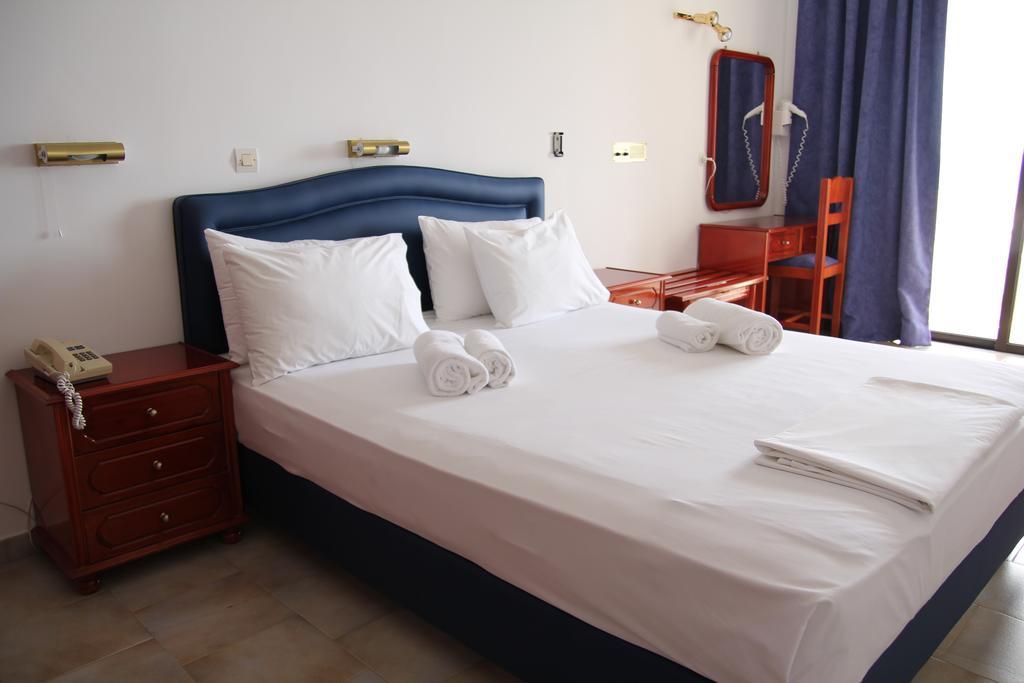 Mediterranean Hotel Karpathos Town  Room photo